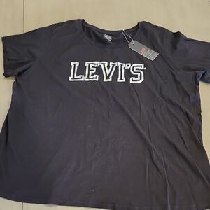 💙Levi's Black Logo Tee